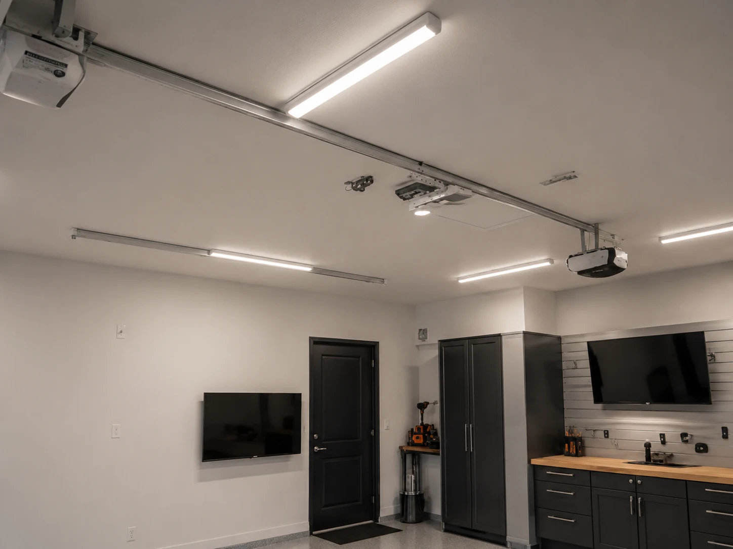 Ceiling and lighting detail